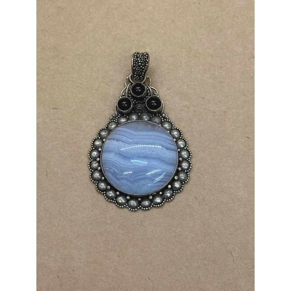Vintage 925 Sterling Silver Blue Lace Agate Circle Pendant - Picture 2 of 6